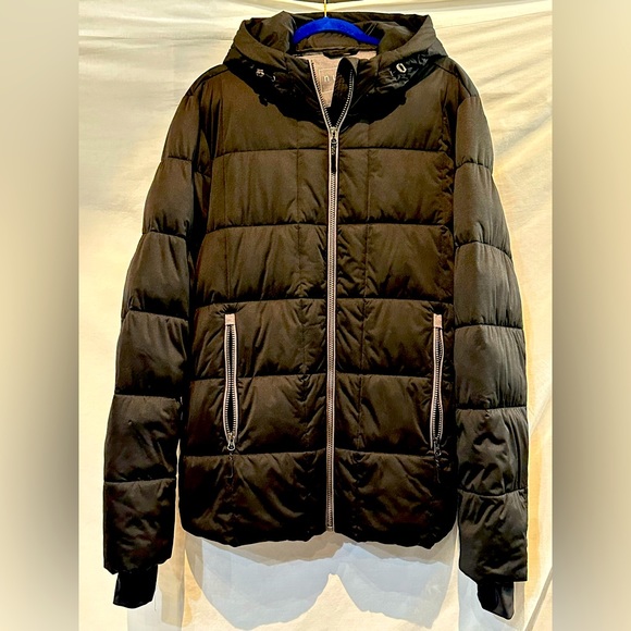 NWOT - Men’s Nuage Jet Black Hooded Puffer Jacket - Size Large - Picture 1 of 8